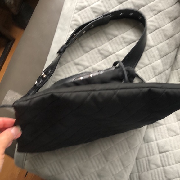 Prada nylon cross bag with adjustable leather shoulder strap - Picture 13 of 16